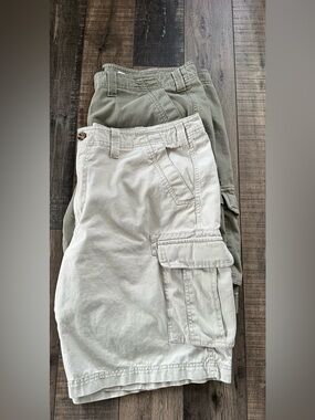 Lot of 2 Eddie Bauer Men's Cargo Shorts Size 40 Khaki Olive